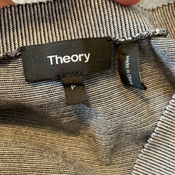 Theory Hanelee Feeder Striped Cardigan Cropped - Picture 10 of 12